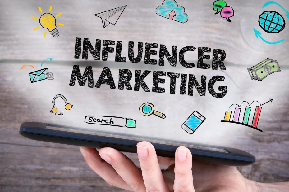 Top 10 influencer marketing tool 2022